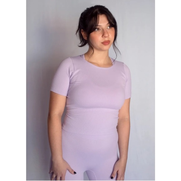 Lilac Ribbed Shirt and Short Set!! - Picture 3 of 4